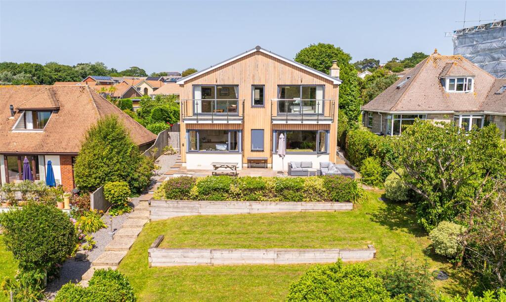 House in Cowes, Gurnard - View 3