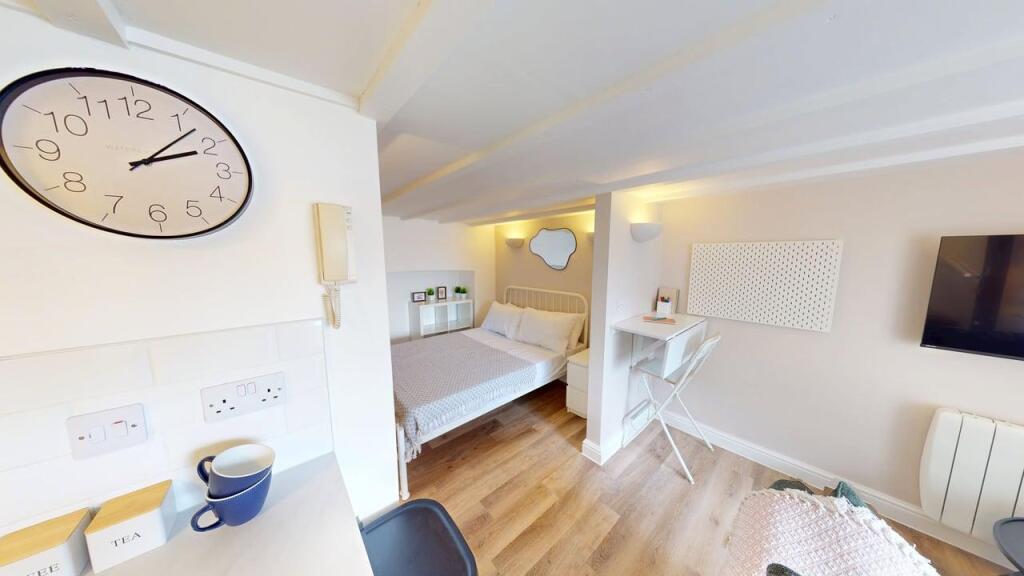 Apartment in Falmouth, Cornwall - More