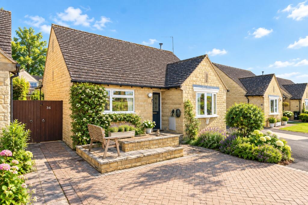 Main image of property: Park Farm, Bourton-on-the-Water, Cheltenham, Gloucestershire, GL54