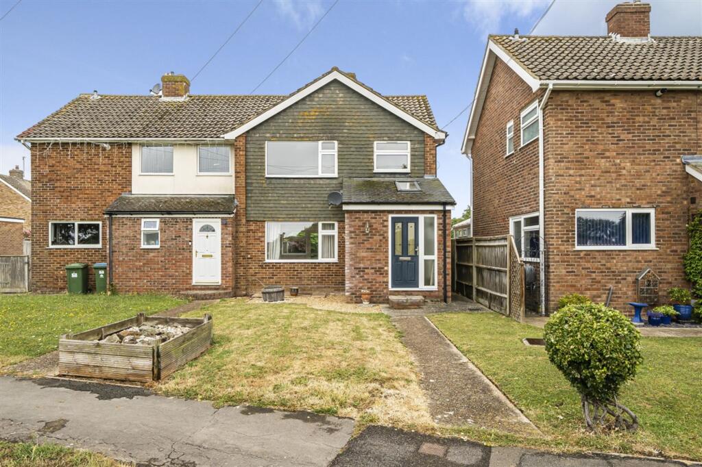 Main image of property: Queens Fields West, West Meads, PO21