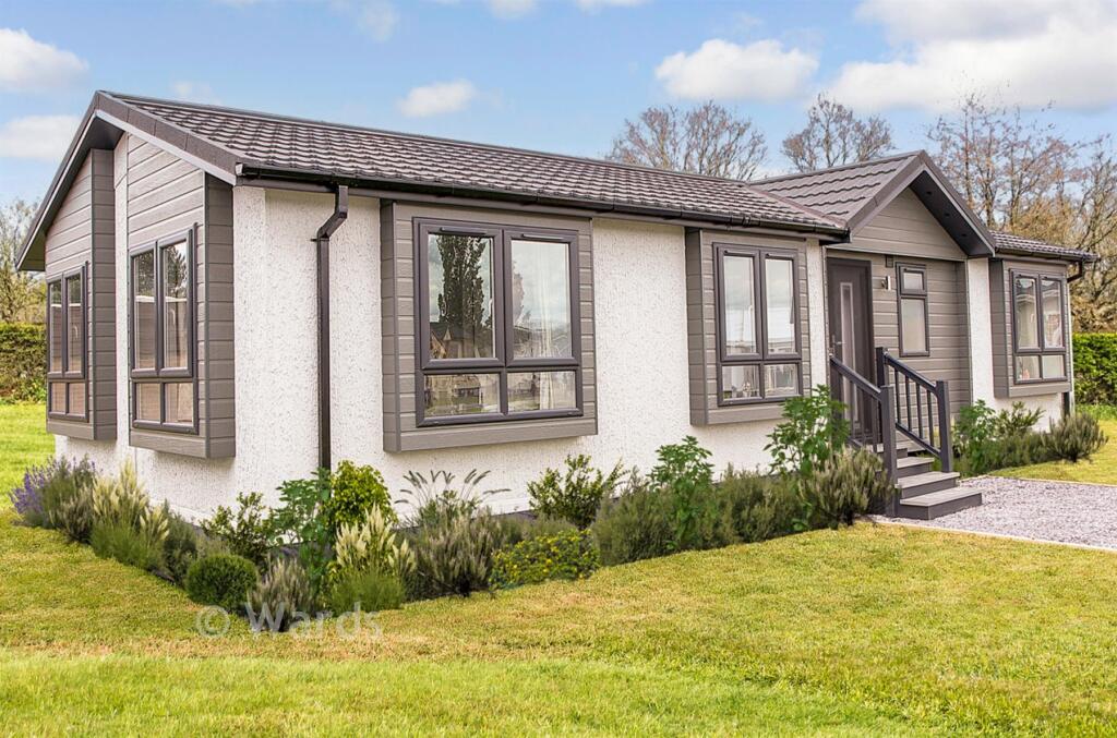Main image of property: Oakside Park, London Road, Dunkirk, Kent