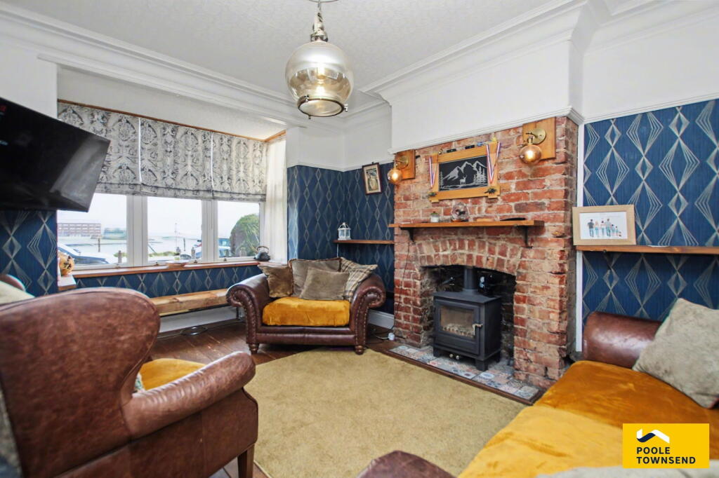 Empress Drive, BARROW-IN-FURNESS, LA14 3DZ photo 4