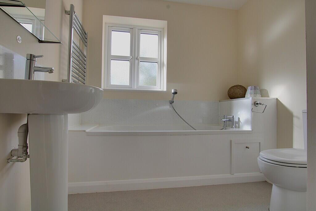 House in Peterborough - View 5