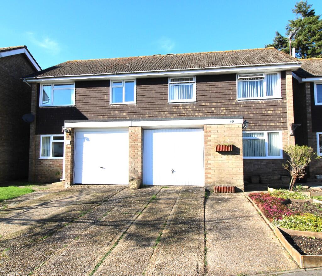 Main image of property: Butts Ash Gardens, SO45