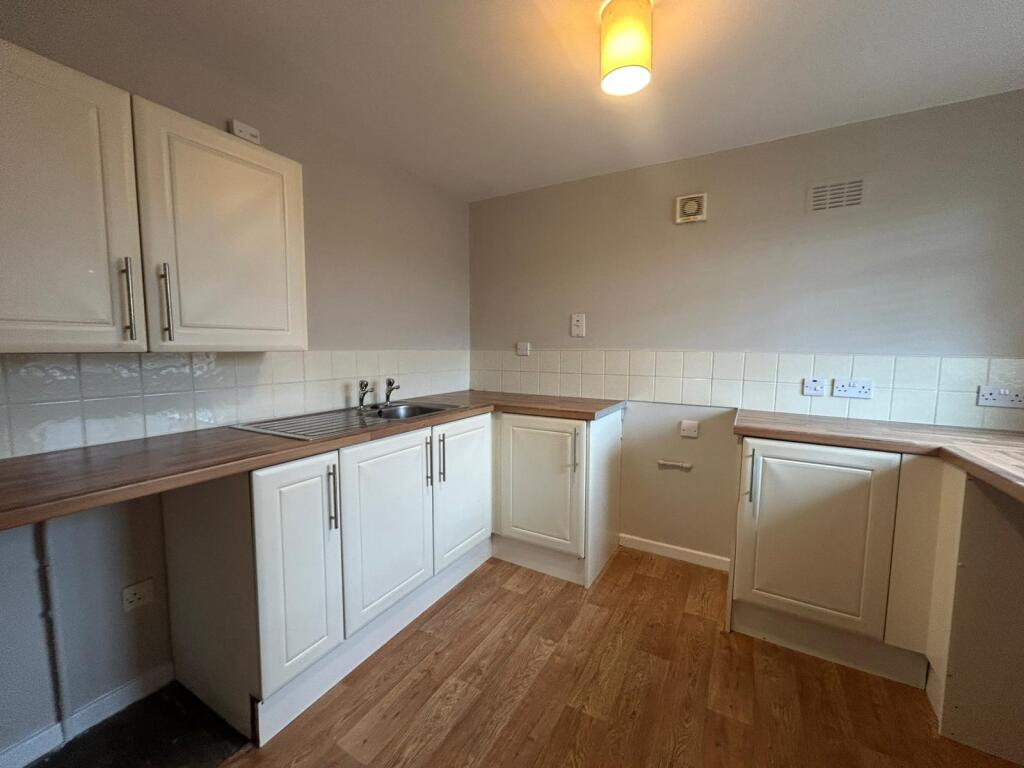 Apartment in Wolverhampton - View 3