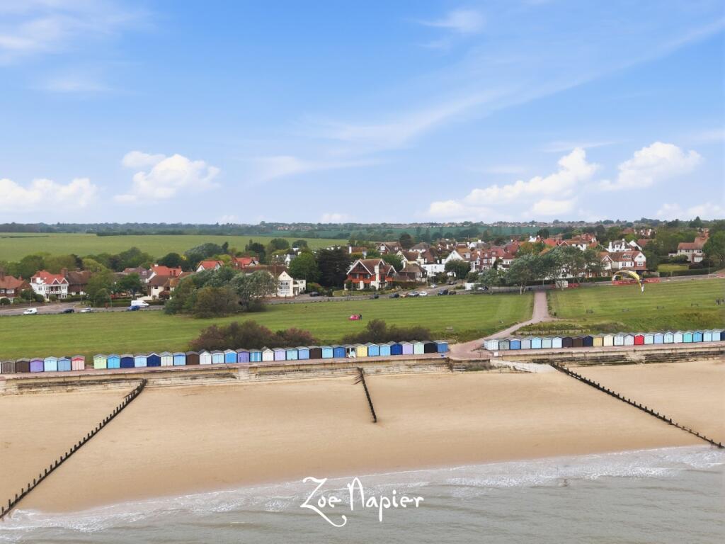 House in Frinton-on-Sea, Frinton and Walton - View 4