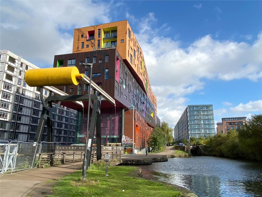 Main image of property: Lampwick Lane, Manchester, Greater Manchester, M4