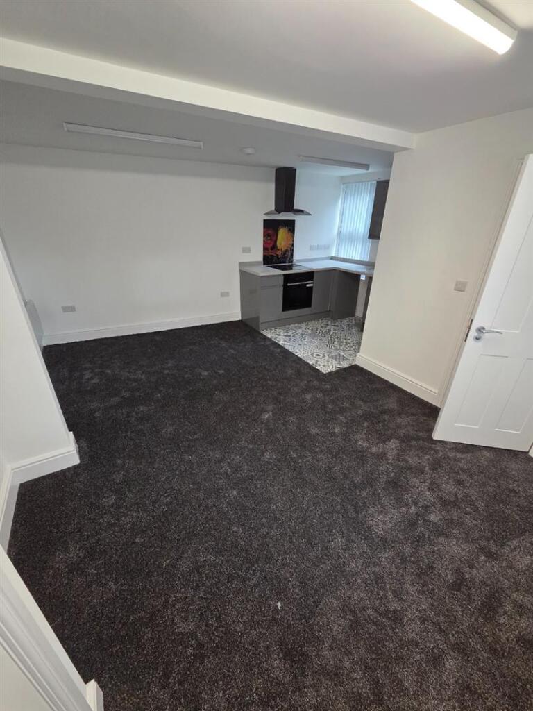 Apartment in Derby - View 4