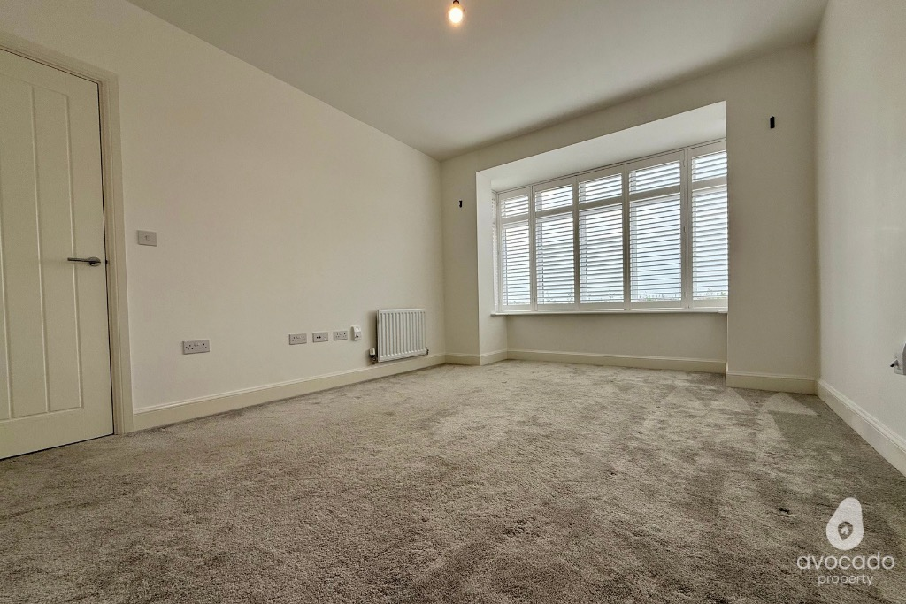 House in Shinfield, Ryeish Green - View 3