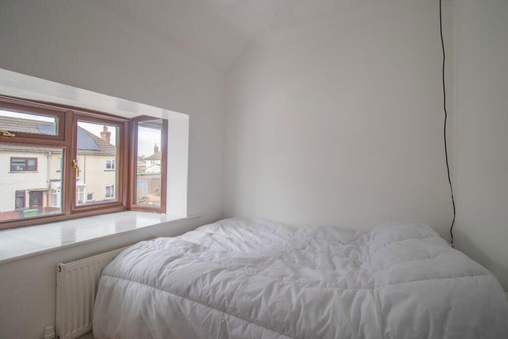 House in Peterborough - View 5