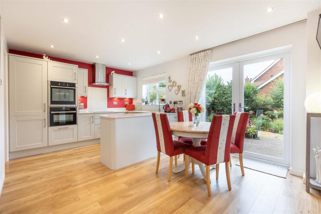 Tythe Barn Lane, Shirley, Solihull photo 2