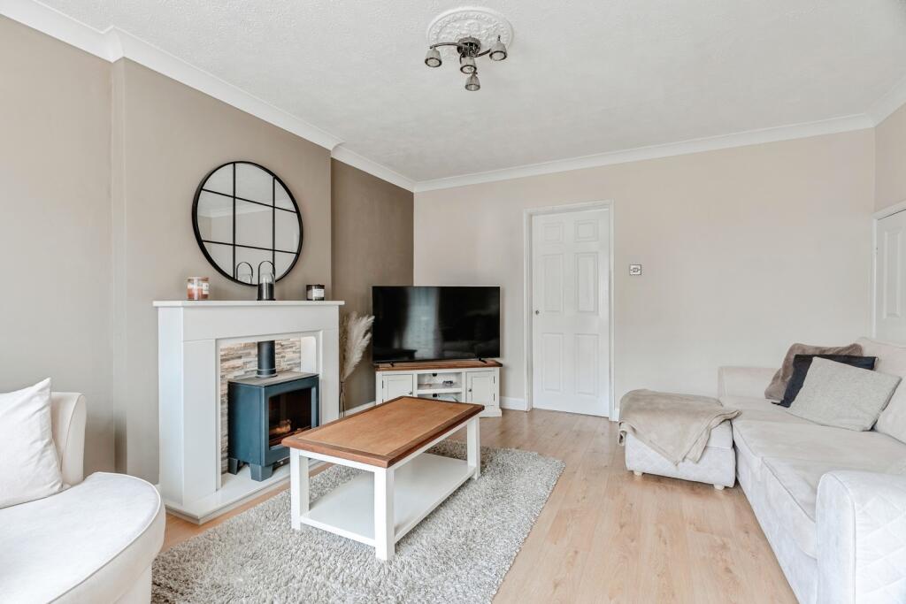 Talbot Drive, Briercliffe, Burnley, Lancashire, BB10 photo 4