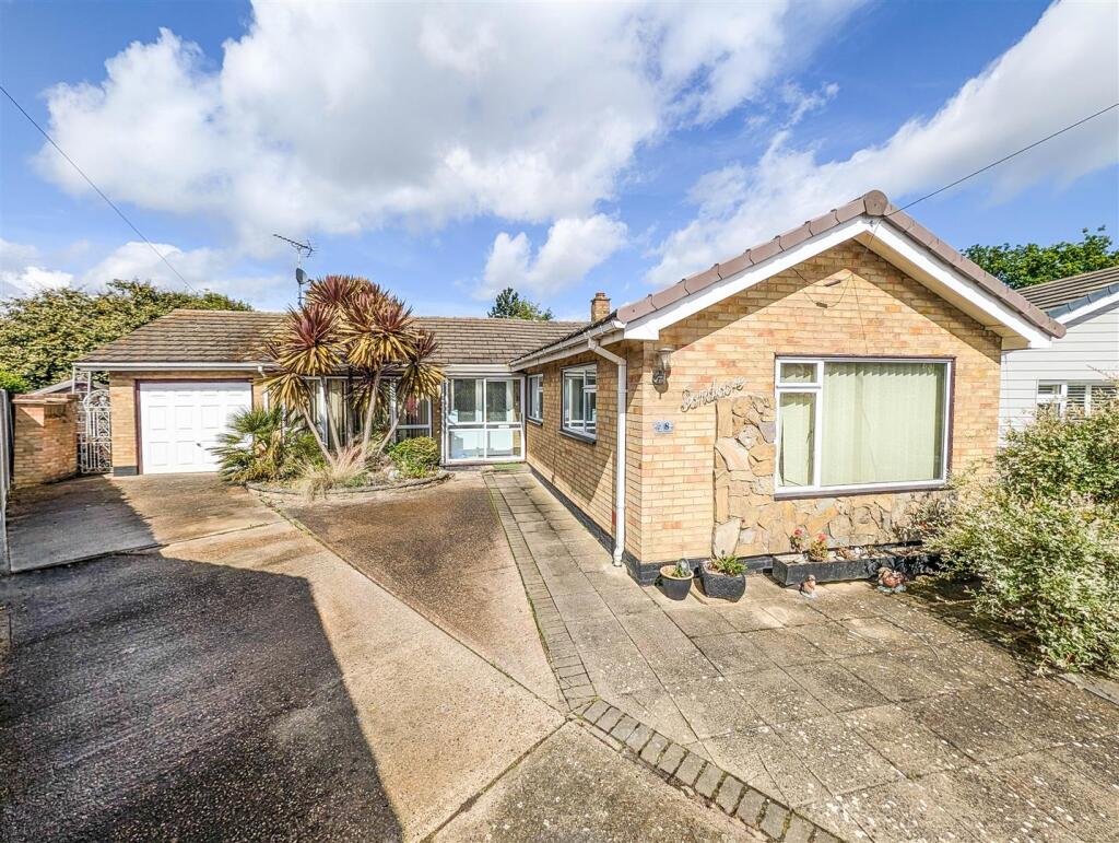 Main image of property: NOBLES GREEN CLOSE, Eastwood, Leigh-On-Sea