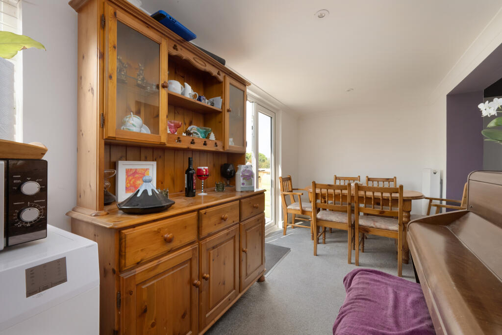 House in Whitstable, Thurston Park - More