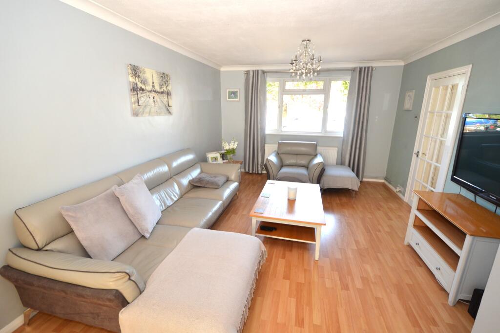 House in Surrey Heath, Surrey - View 4