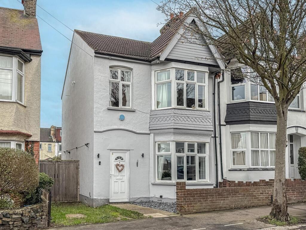 Main image of property: Hildaville Drive, Westcliff-on-Sea
