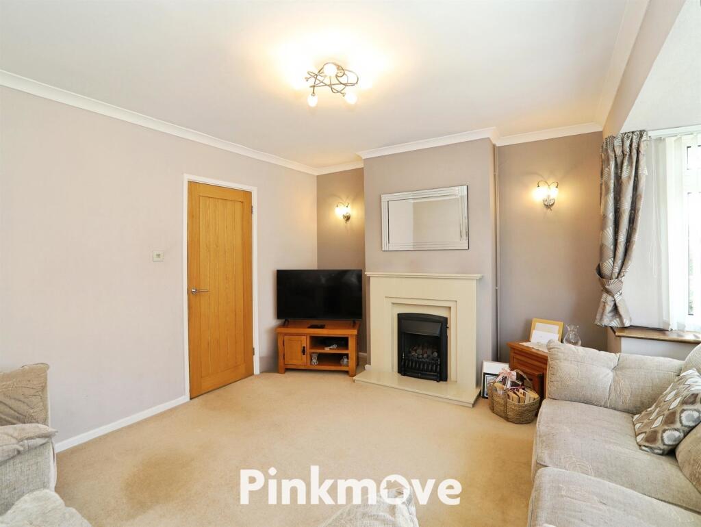 House in Newport - View 2