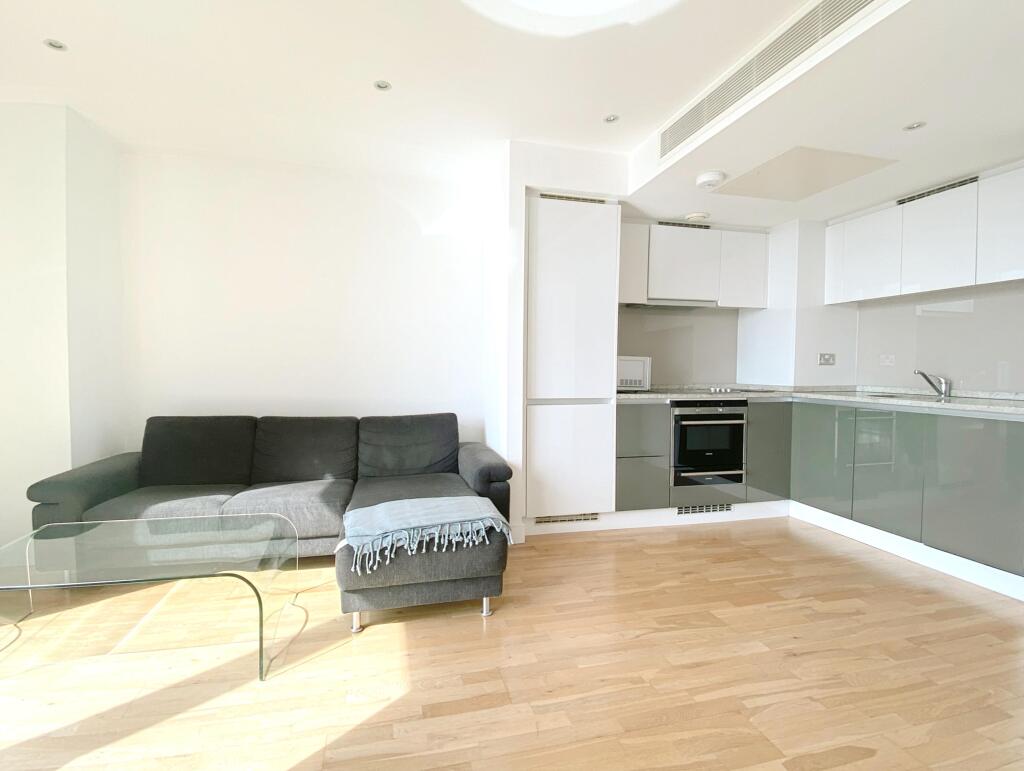 Main image of property: Landmark West Tower, 22 Marsh Wall, London, E14 9AH