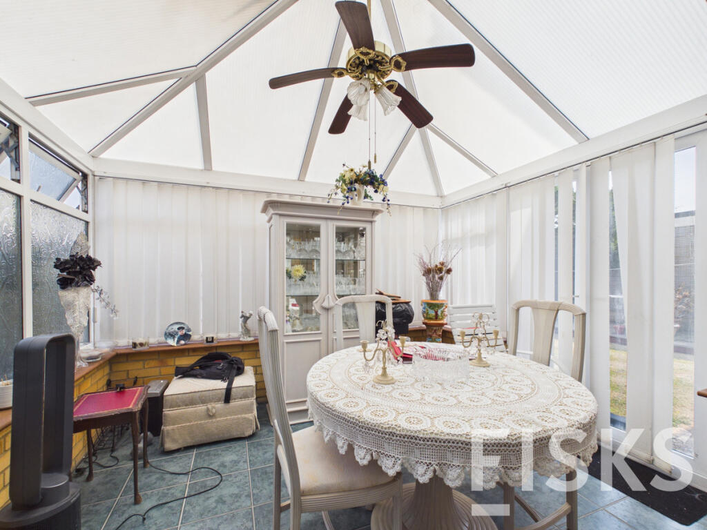 House in Southend-on-Sea - View 5