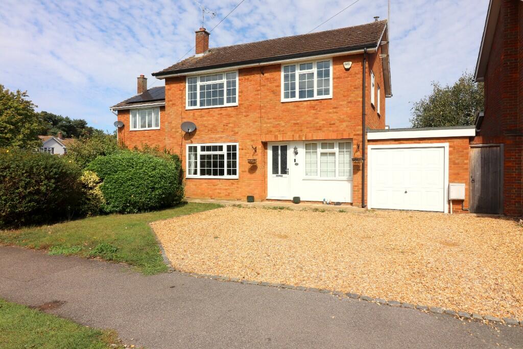Main image of property: Holly Walk, Silsoe, Bedfordshire, MK45 4EB
