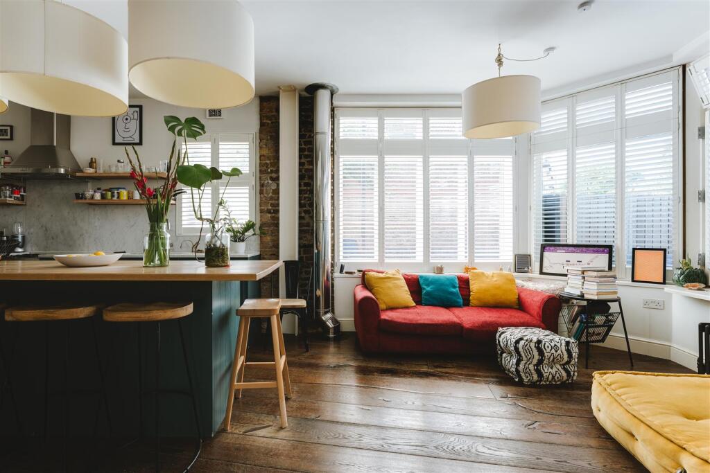 House in London, Lower Clapton, Clapton - View 4