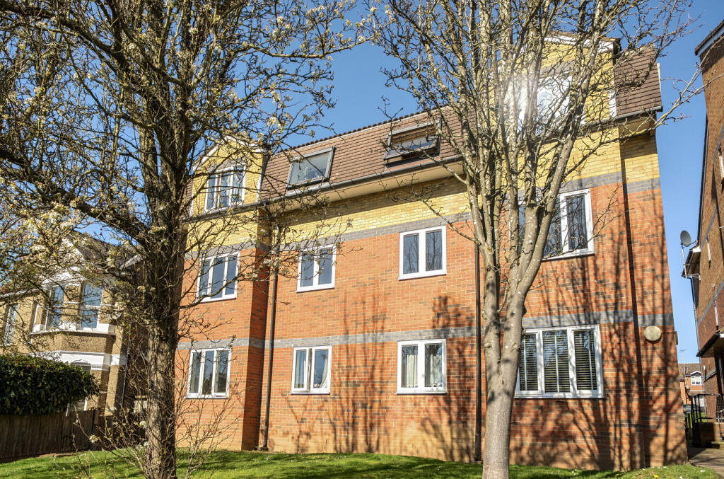 Main image of property: Park Road, Barnet, EN4