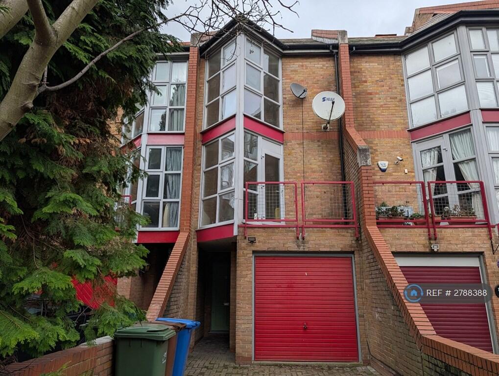 Main image of property: Holyoake Court, London, SE16