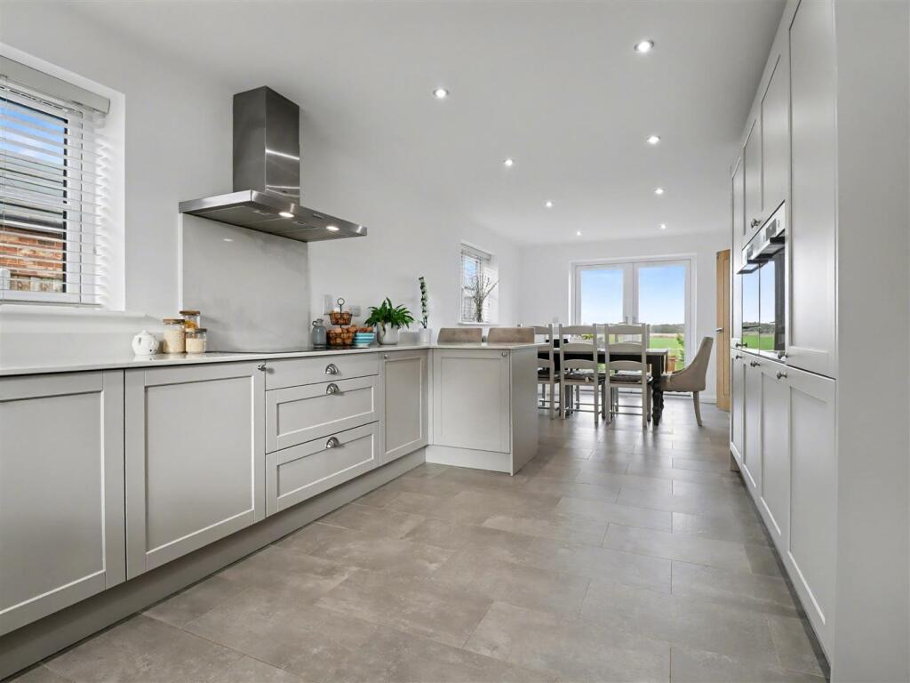 The Conifers, Great Ellingham, Attleborough photo 4