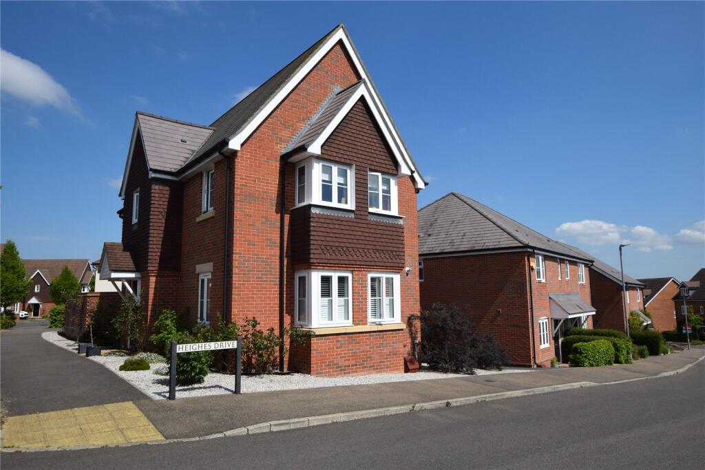 House in Guildford - View 4