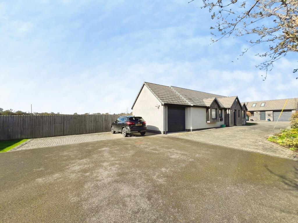 Additional image 2 of Long Lane, Walton, BA16