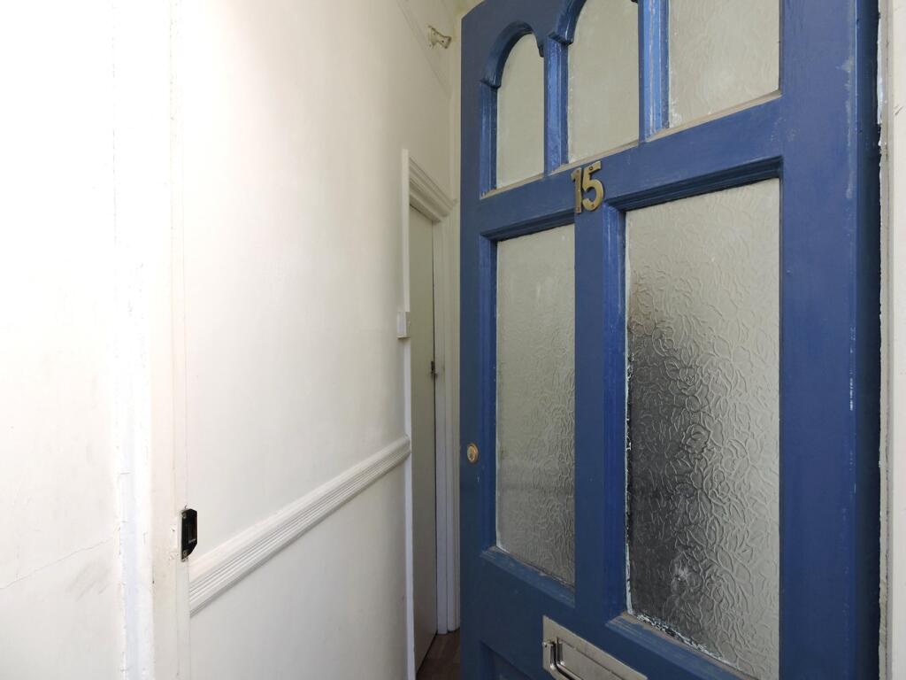 Apartment in London, Chingford Green, Chingford - View 2