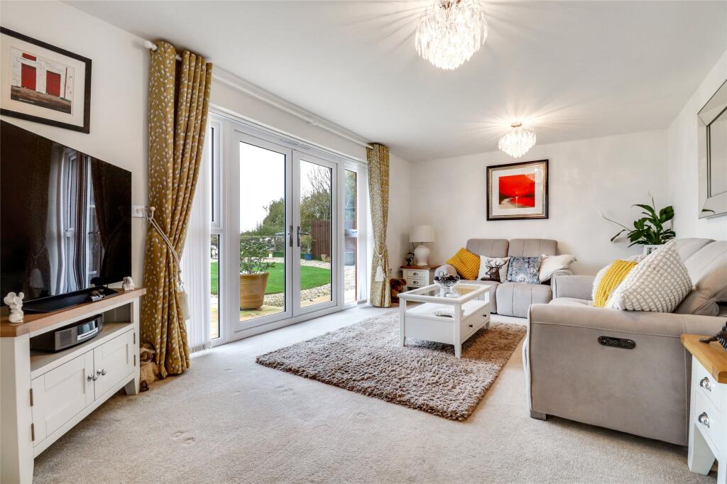Granite Close, South Molton, Devon, EX36 photo 3