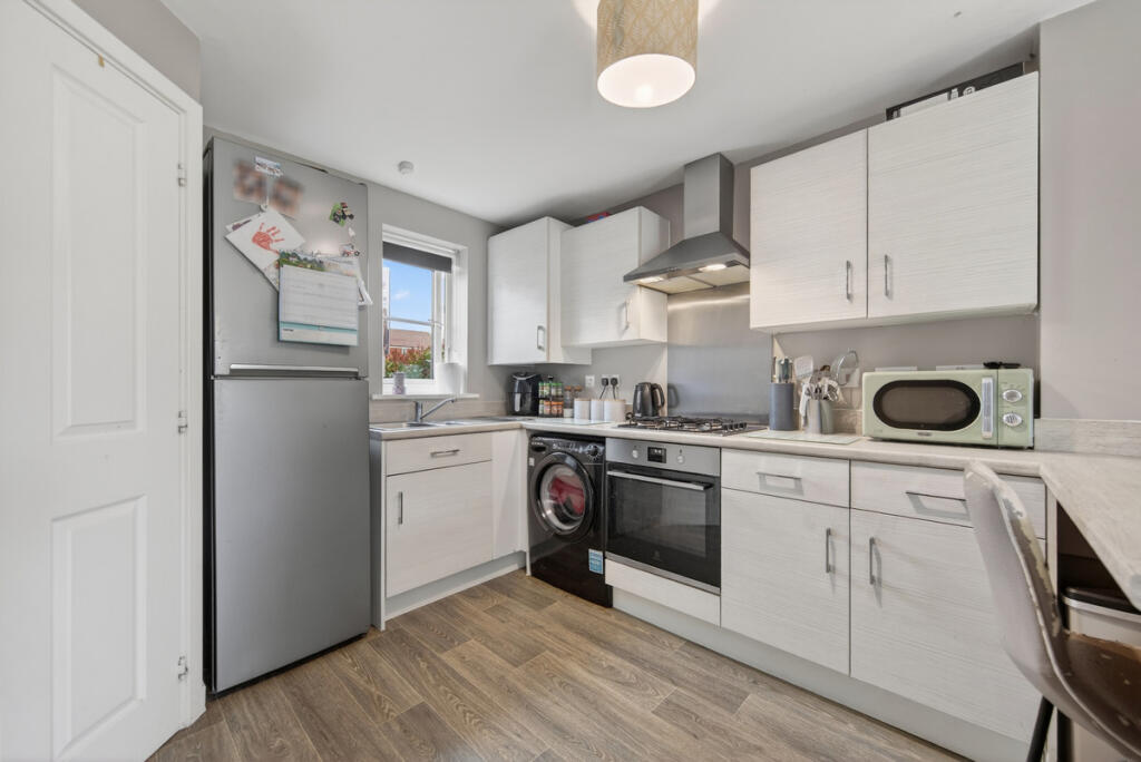 Thornton Avenue, Barton Seagrave, NN15 - View 3