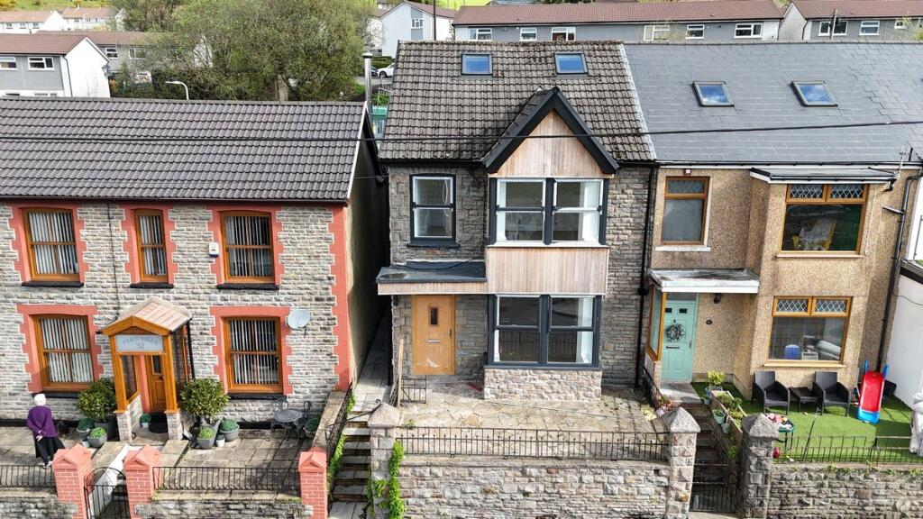 Main image of property: Bodringallt Terrace, Pentre, Rhondda Cynon Taff, CF41