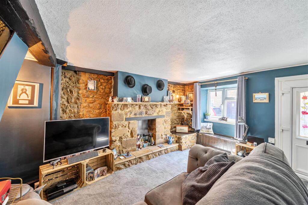 House in Taunton - View 3