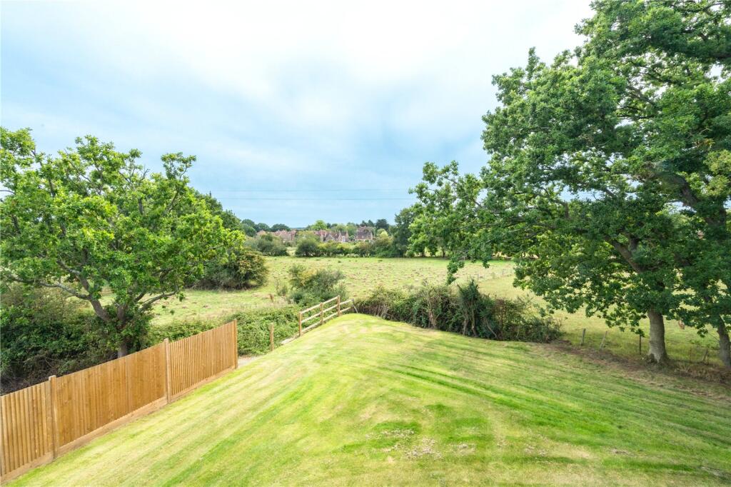 Caldicotts Lane, Lower Dicker, Hailsham, East Sussex, BN27 photo 4