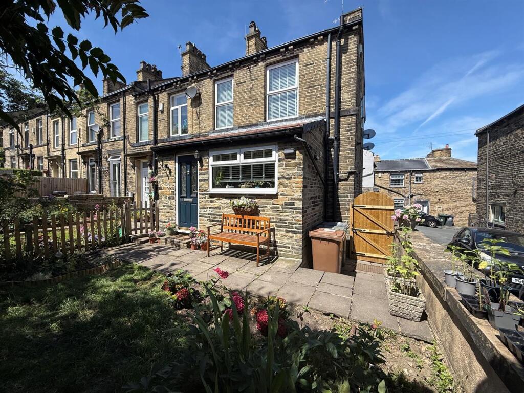Main image of property: Croft Street, Idle, Bradford