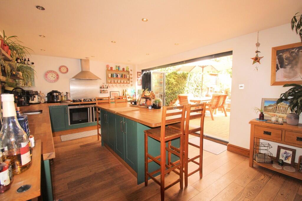 House in Potton - More