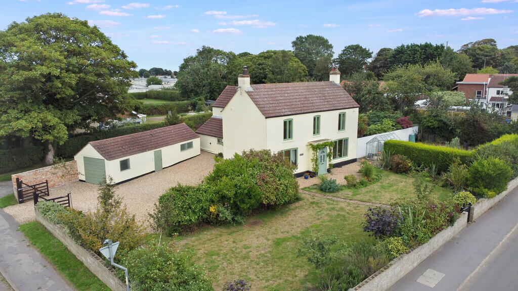 Main image of property: Byng Hall, Main Road, Saltfleet, LN11 7RN
