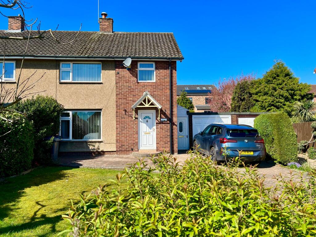 Main image of property: Oak Tree Road, Bawtry, DN10