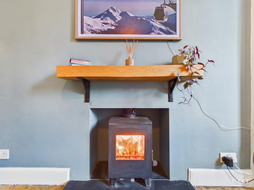 Apartment in Edinburgh - More