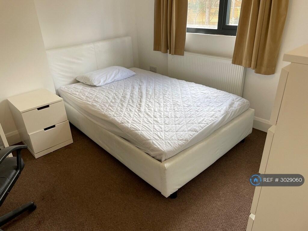 House in Brighton, Hollingdean - More