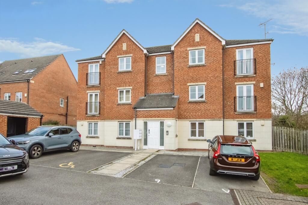 Main image of property: Ainsley View, Leeds