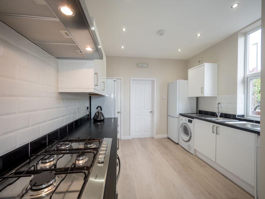 House in Coventry, Chapelfields - View 4