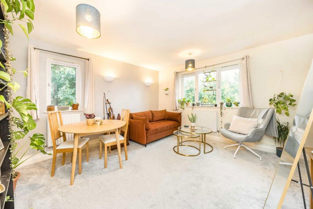 Main image of property: Lyveden Road, Tooting