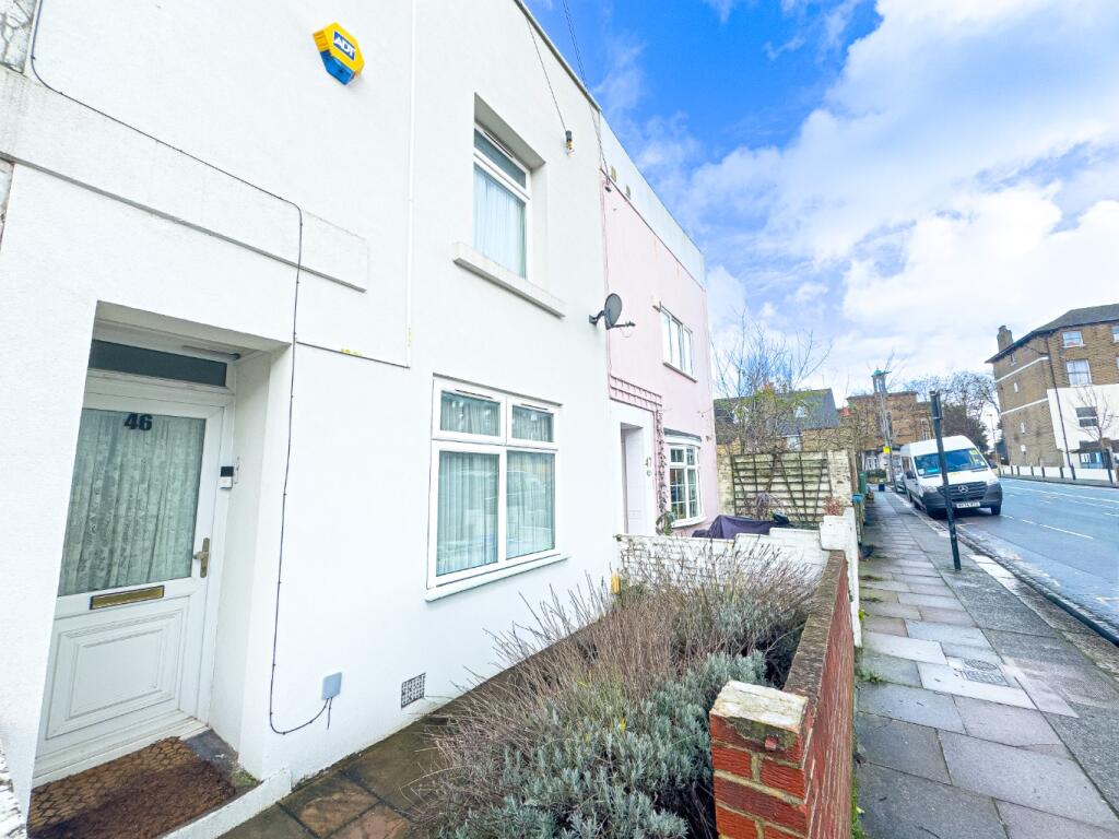 Main image of property: Frederick Place, Woolwich, London, SE18 7BJ