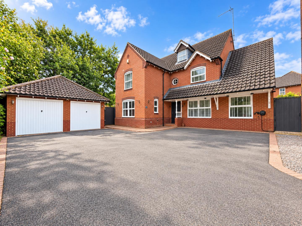 Main image of property: Quintonside, Grange Park, Northampton NN4