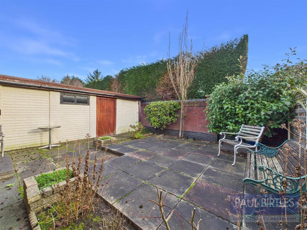 Yew Tree Drive, Davyhulme, Trafford, M41 8QF photo 2