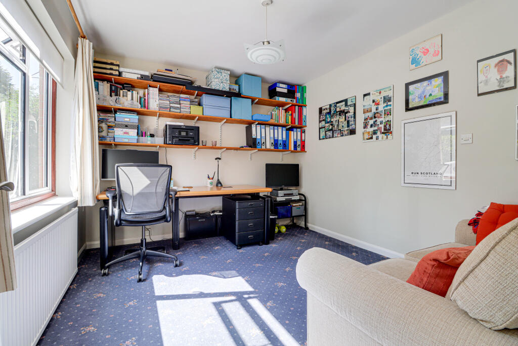 House in Harpenden, Wood End - More