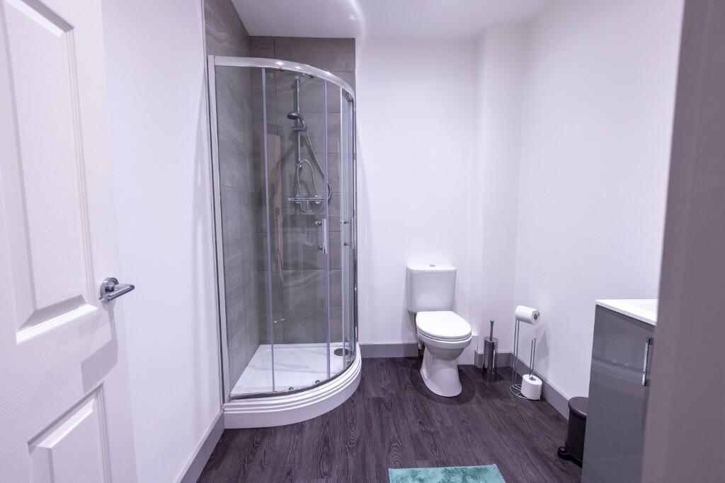 Apartment in Leeds, West Yorkshire - More